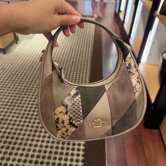 Coach Carmen Mini Crossbody Bag in Patchwork CCE64 CCE62 - Picture 9 of 15
